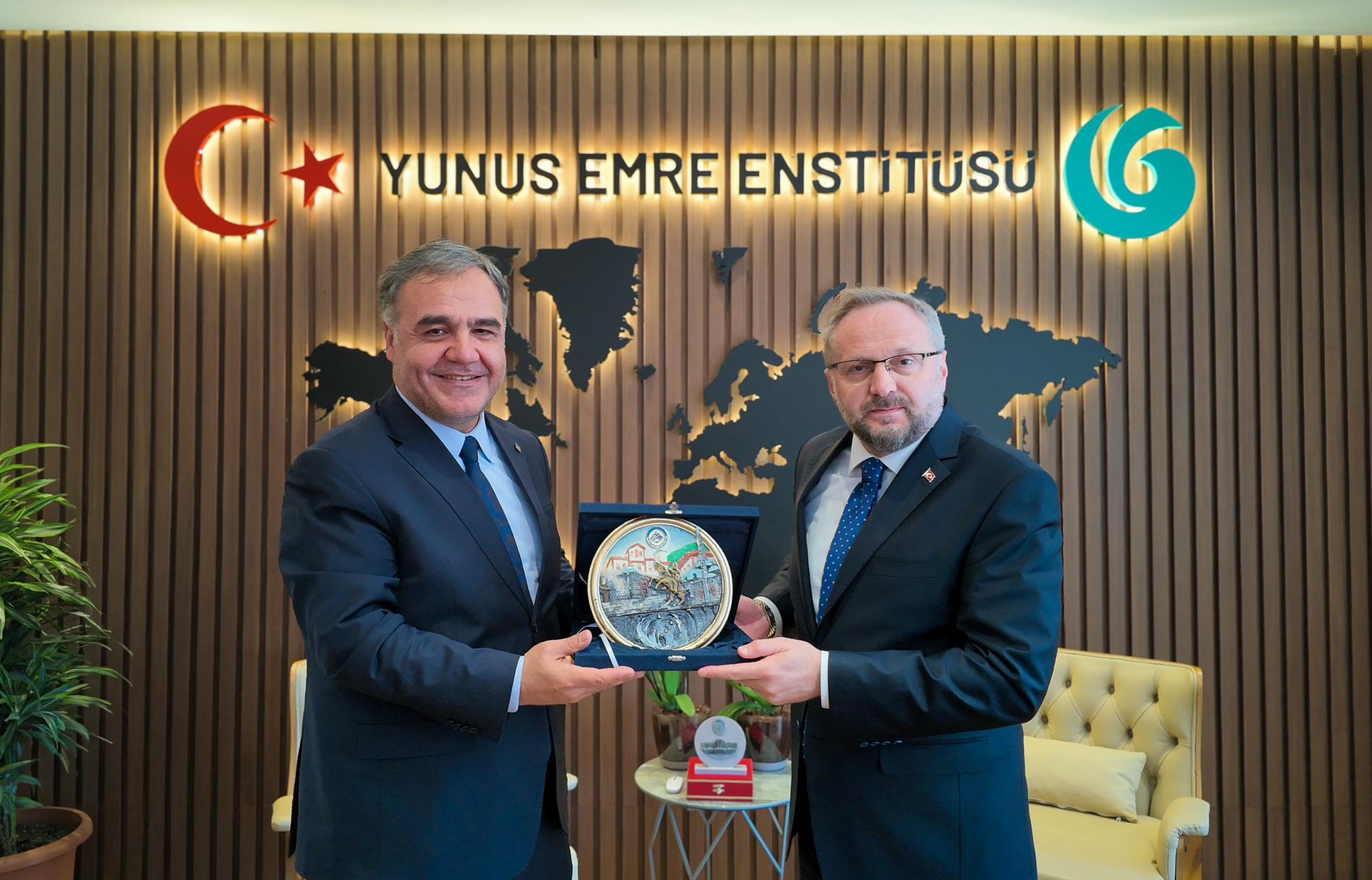 ÇAKÜ ile Yunus Emre Enstitüsünden Akademik ve Kültürel İş Birliği Adımı