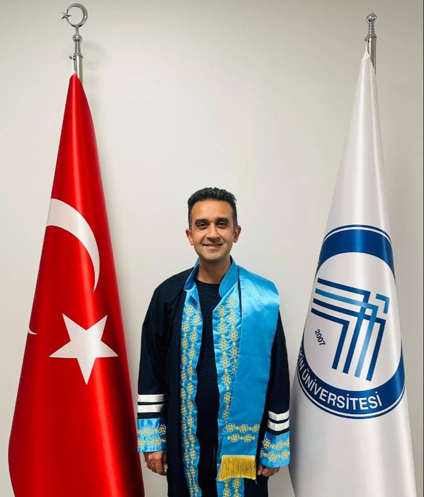 Ayhan Dağdeviren fotoğrafı